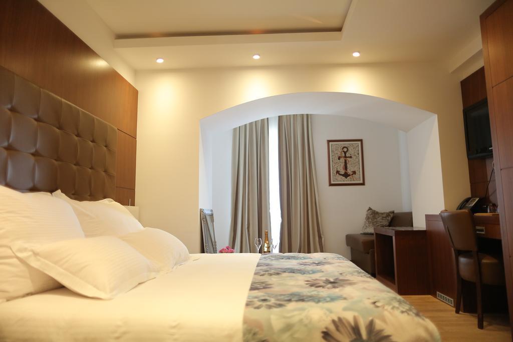 פורץ Boutique Hotel Mauro מראה חיצוני תמונה